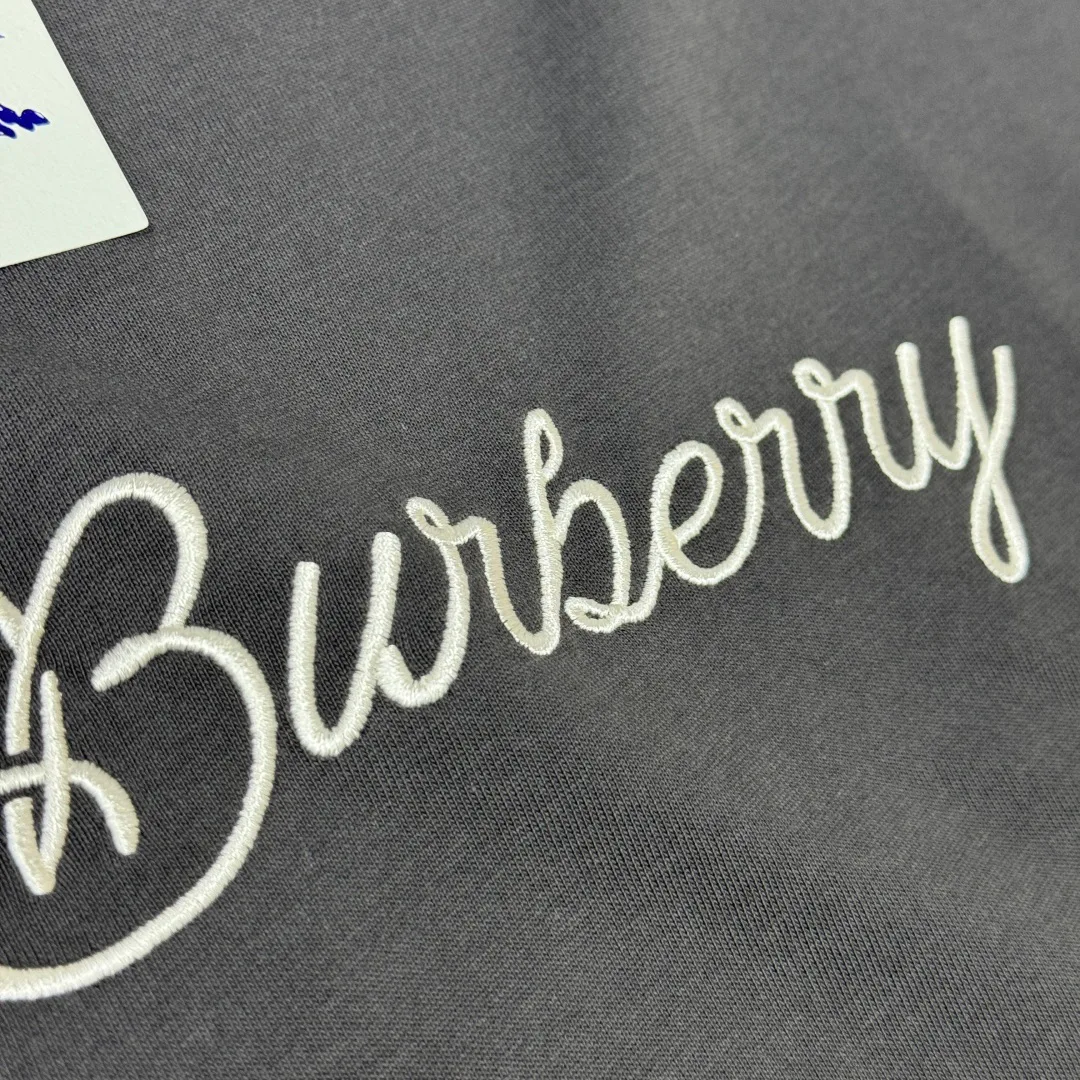 Футболки Женские Burberry 11829354