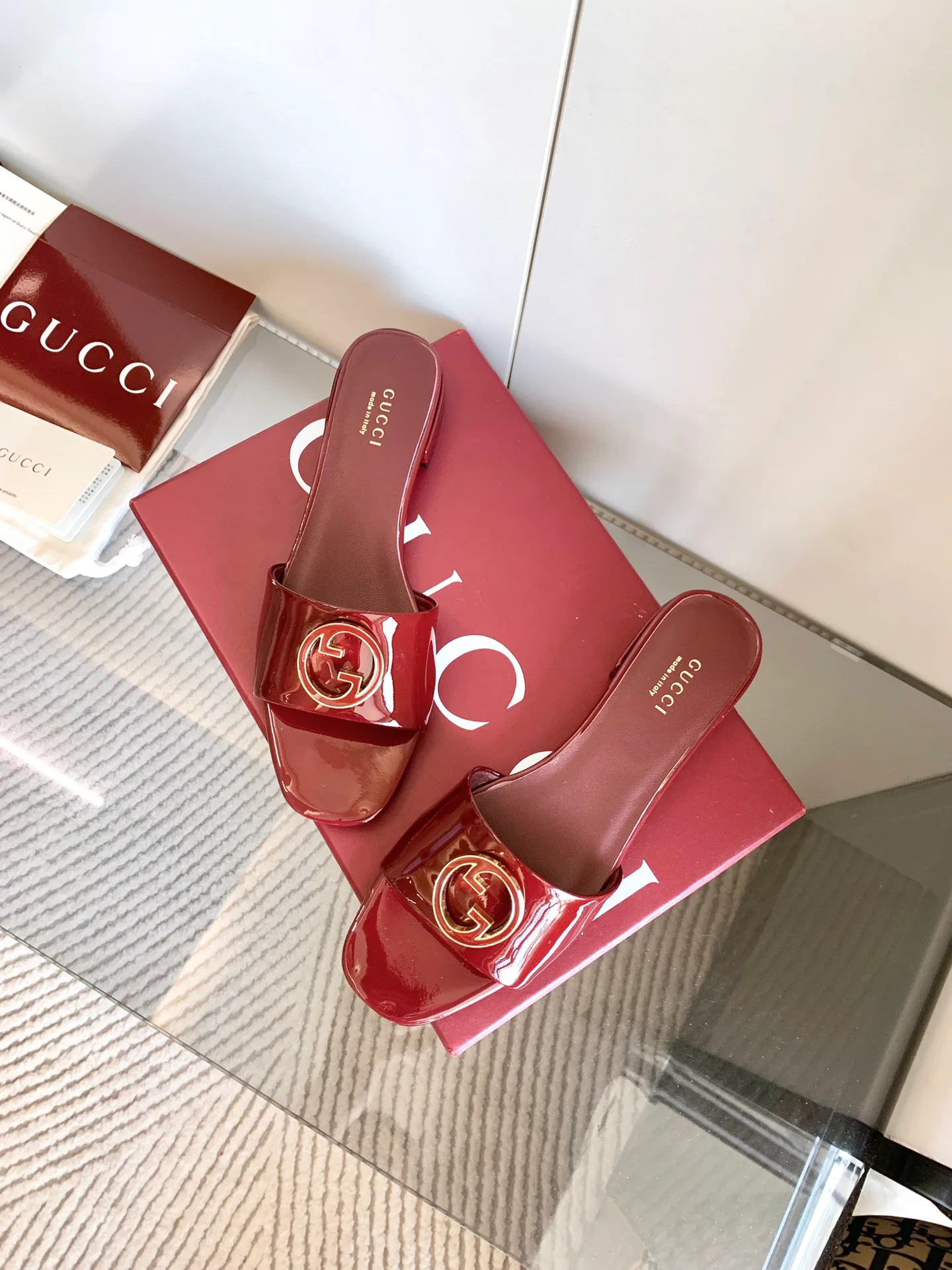 Шлепанцы Женские Gucci 12699562