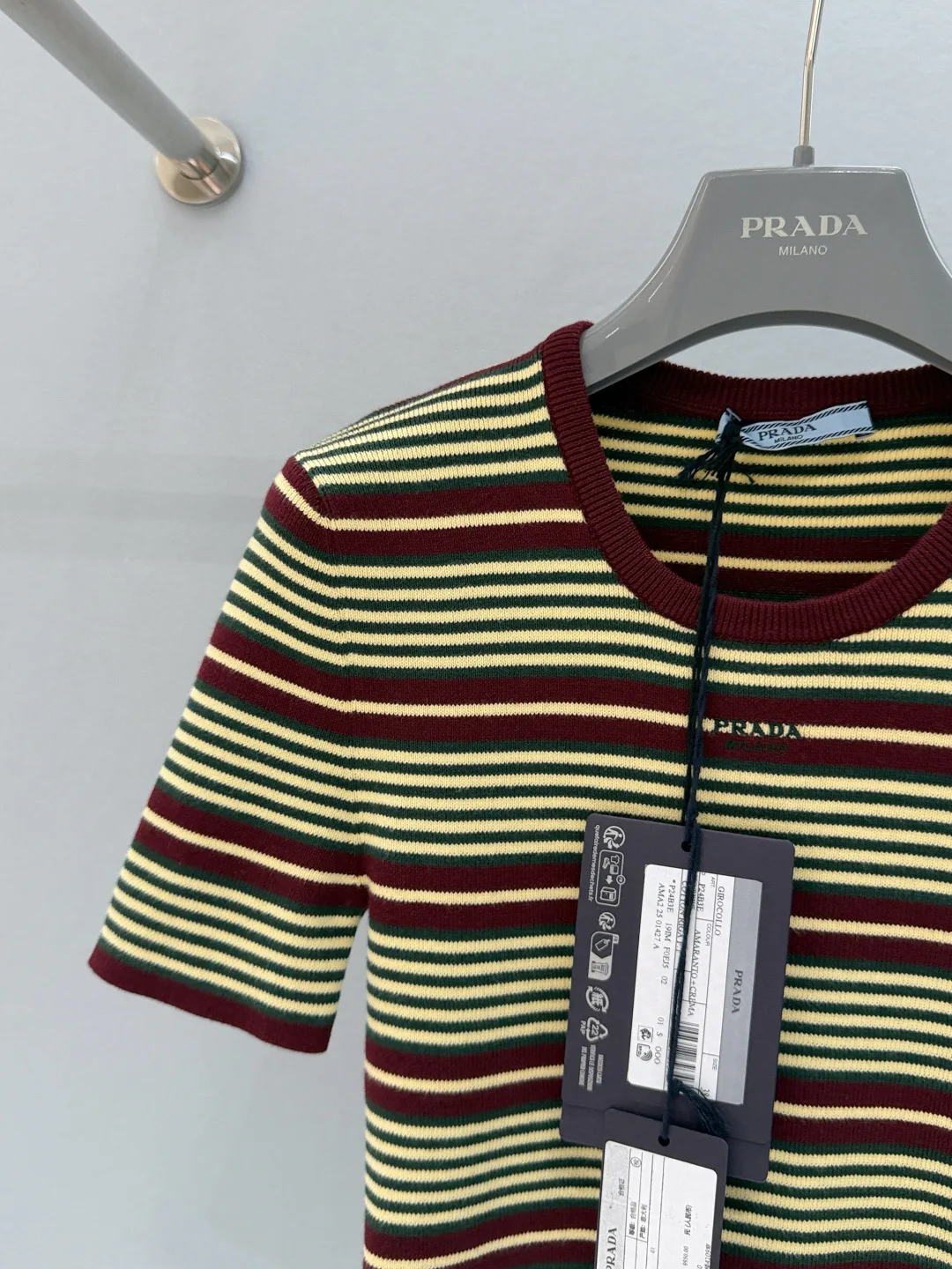 Футболки Женские Prada 9008938
