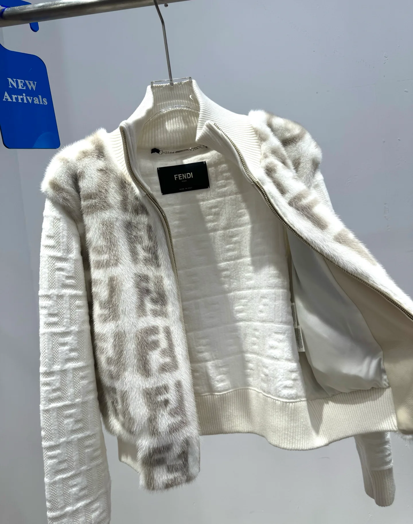 Куртки И Пуховики Женские Fendi 450473