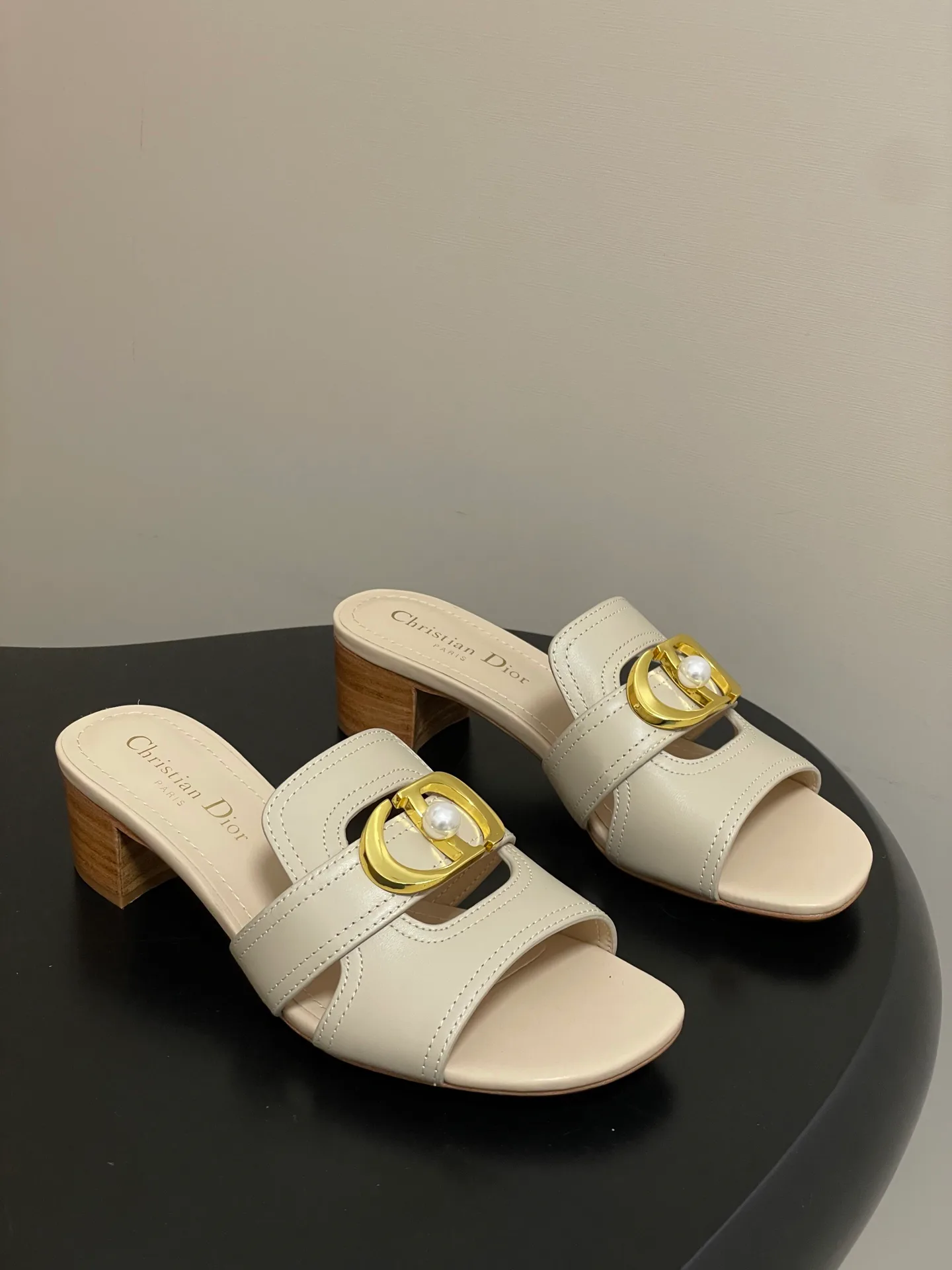 Сандалии Женские Christian Dior 12810889