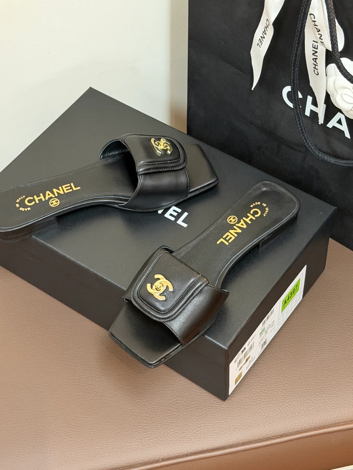 Шлепанцы Женские Chanel 12163316