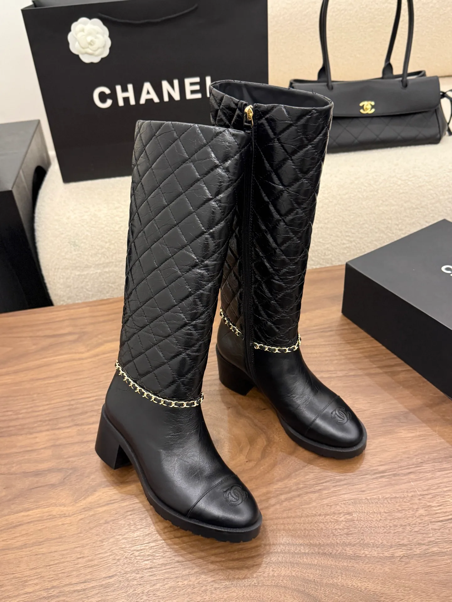 Сапоги Женские Chanel 19050174