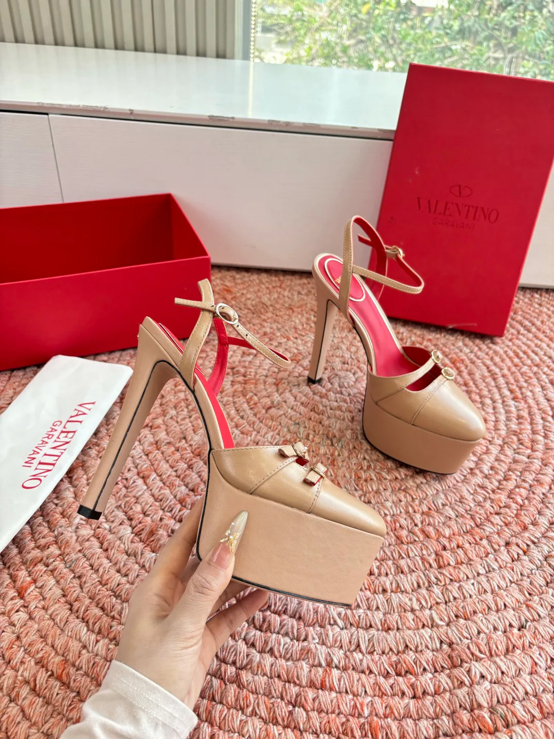 Босоножки Женские Valentino 11479966