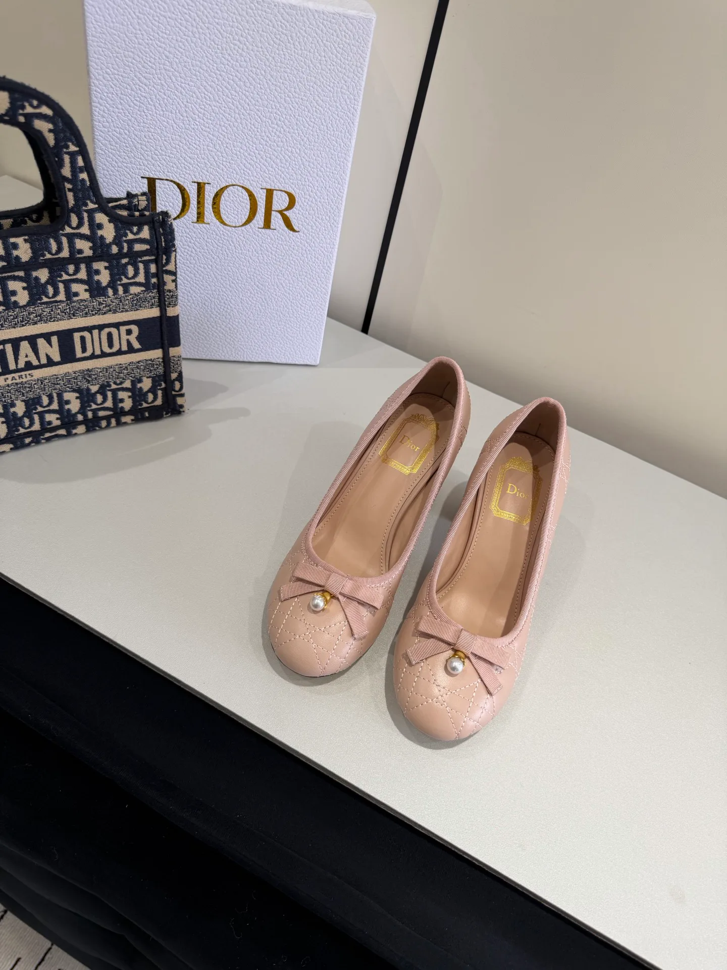 Туфли Женские Christian Dior 18369750