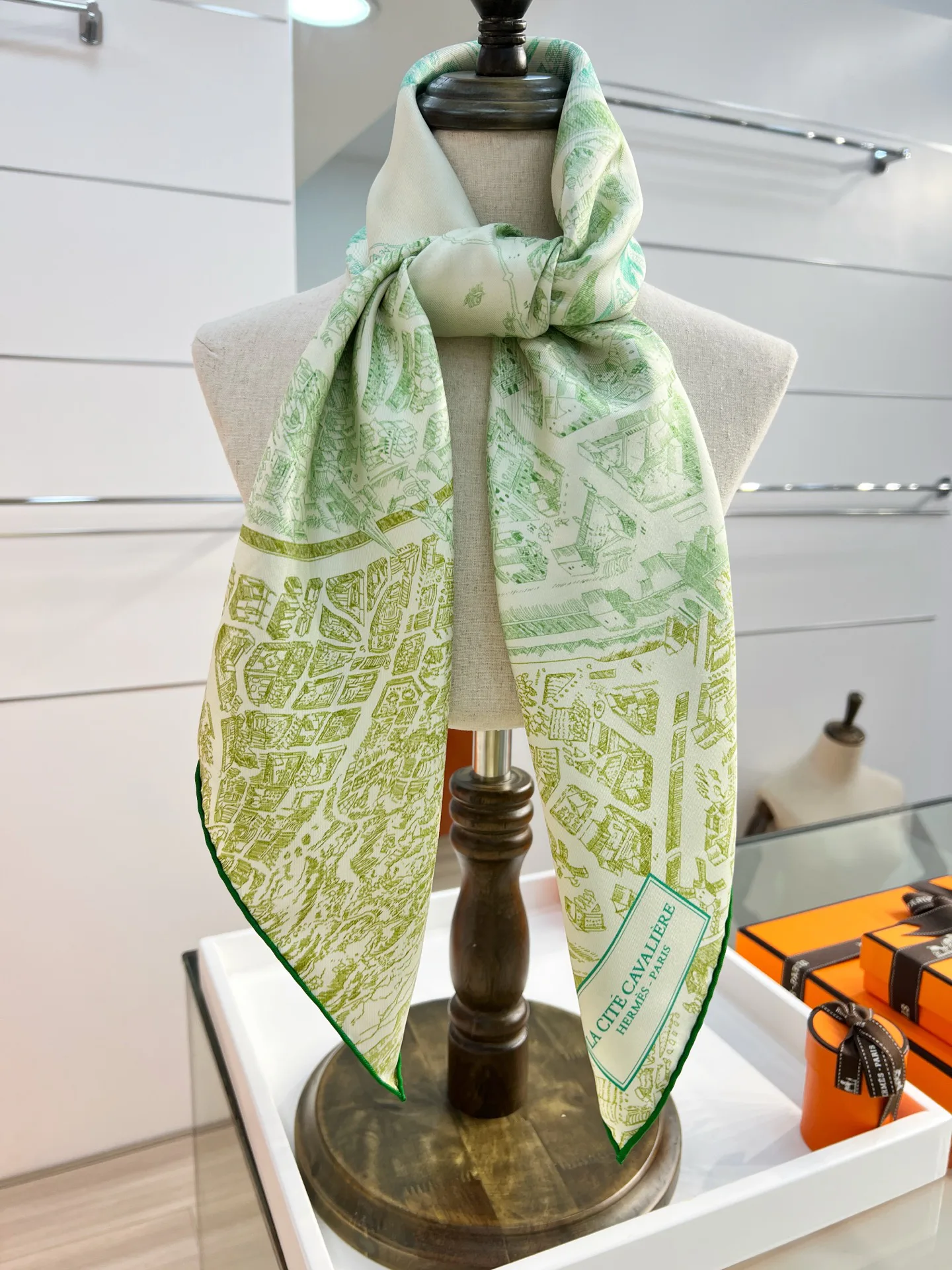 Платки Hermes 13079143