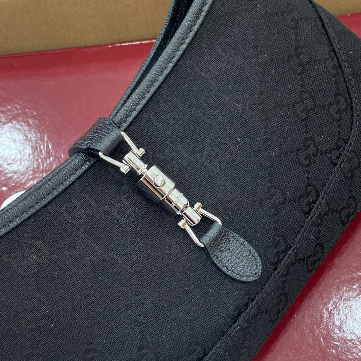 Сумки На Ремне Женские Gucci 691373