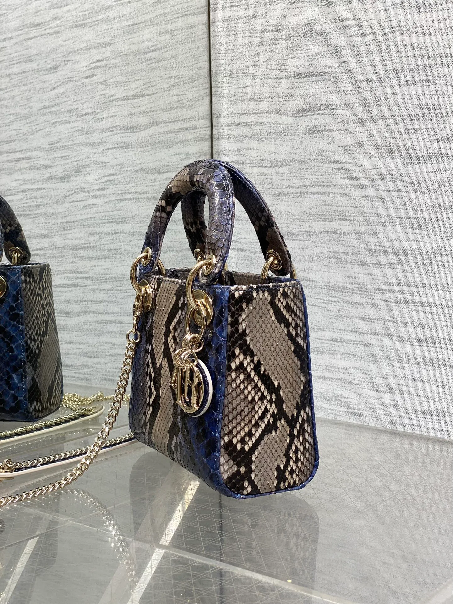 Классические Сумки Женские Christian Dior 11581700