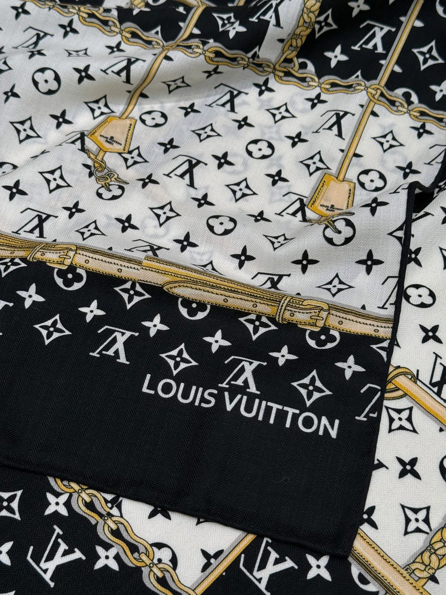 Шарфы Louis Vuitton 5904725