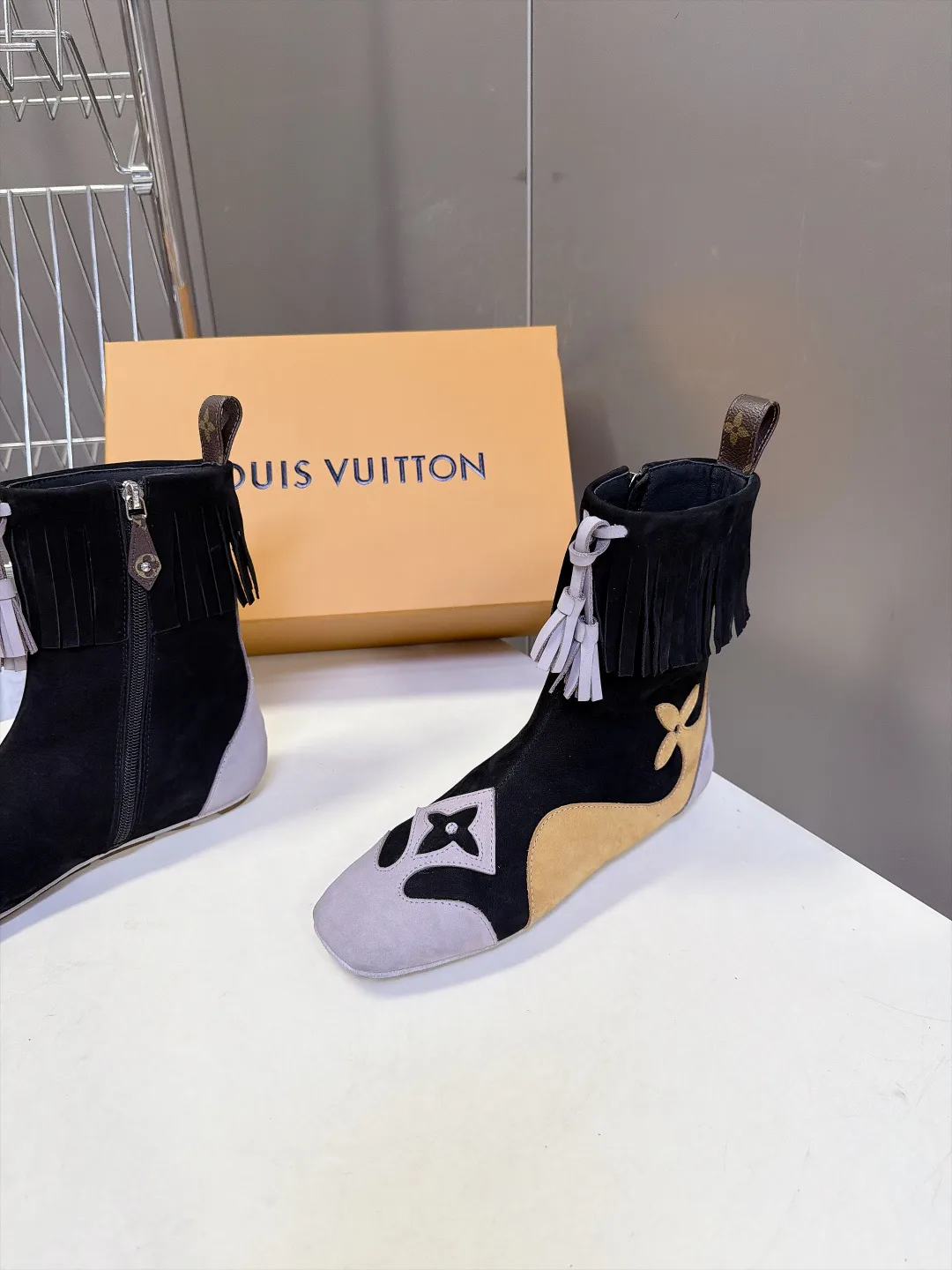 Ботильоны Женские Louis Vuitton 18765192