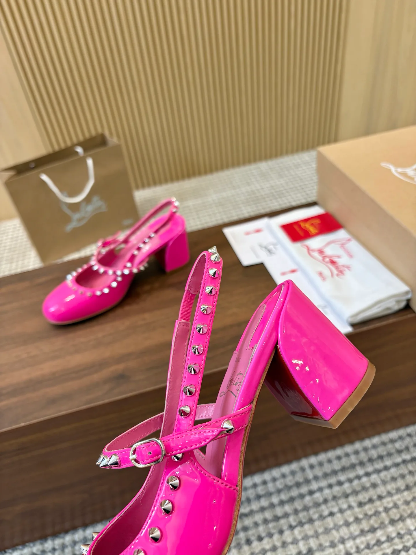 Туфли Женские Christian Louboutin 1856061