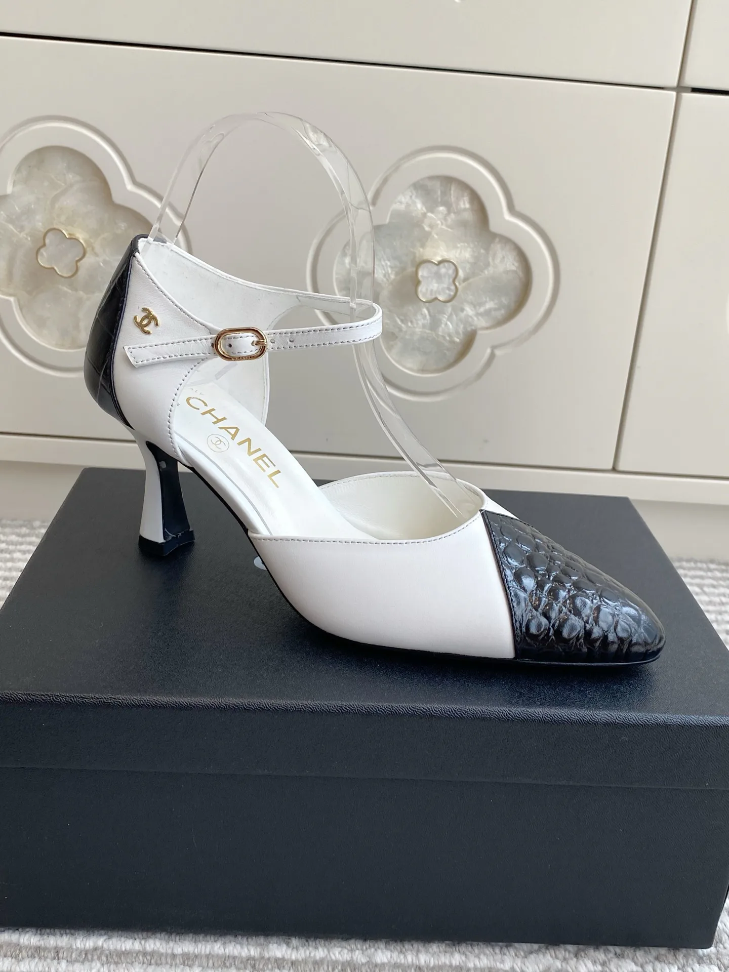 Туфли Женские Chanel 17527306