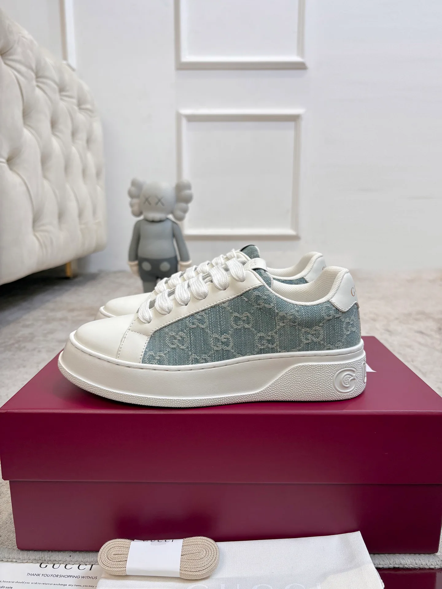Кроссовки Женские Gucci 18919105
