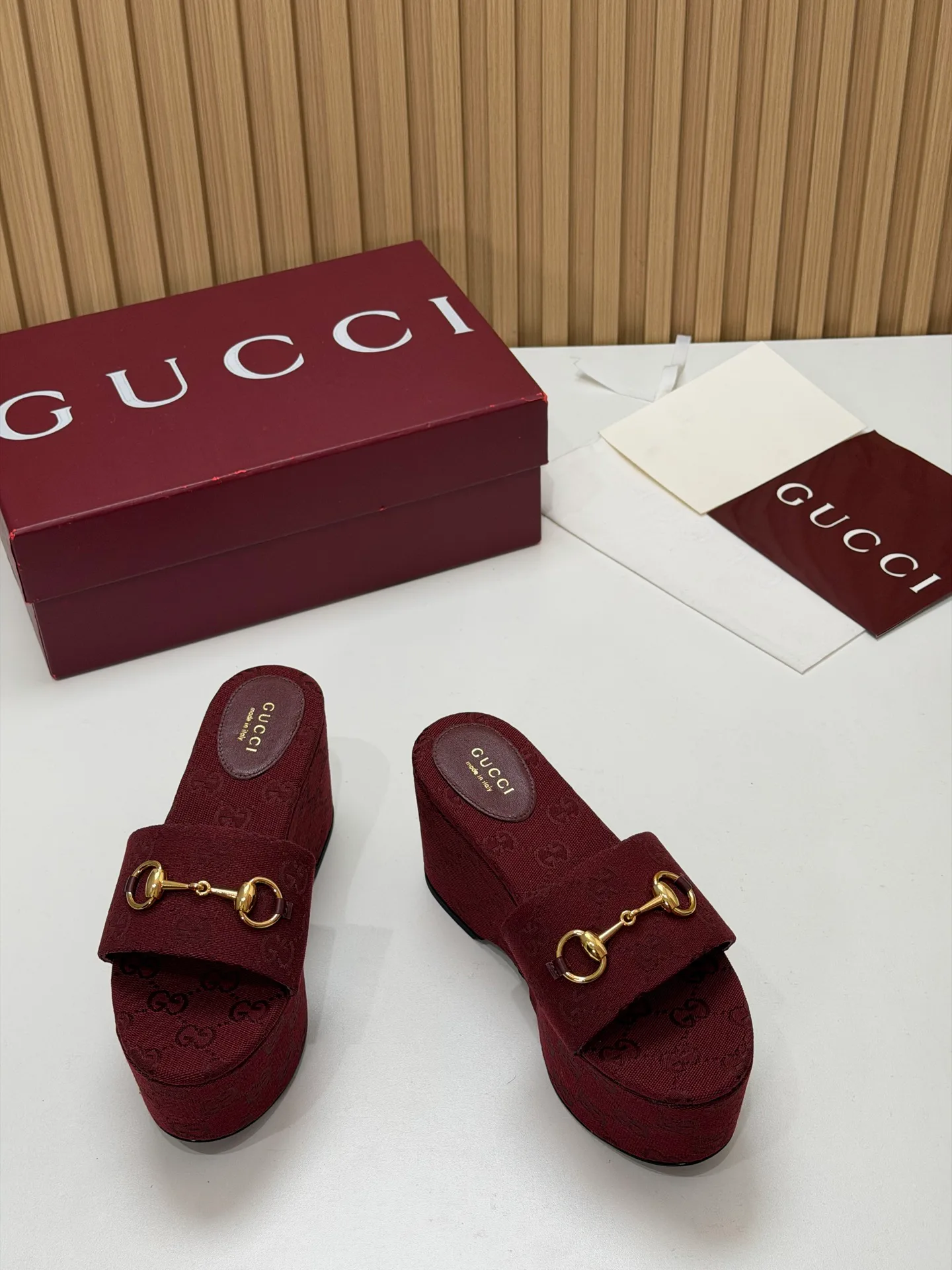 Босоножки Женские Gucci 17631675