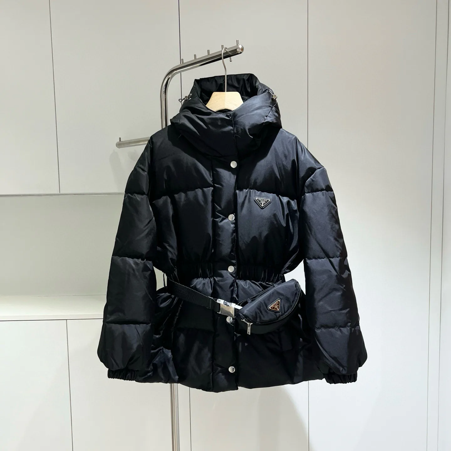 Куртки И Пуховики Женские Prada 18993994