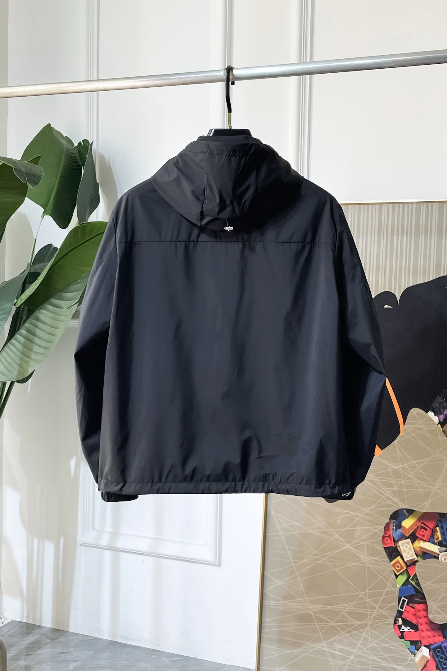 Куртки И Пуховики Мужские Moncler 11222585