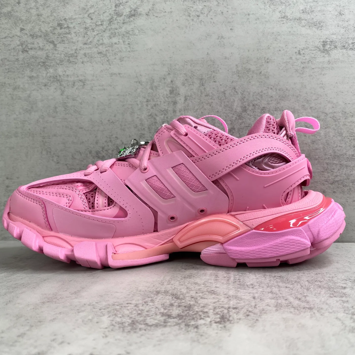 Кроссовки Женские Balenciaga 18743877