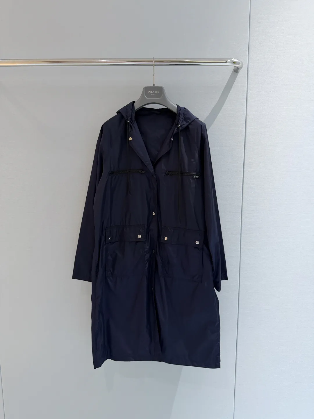 Куртки И Пуховики Женские Prada 17925726