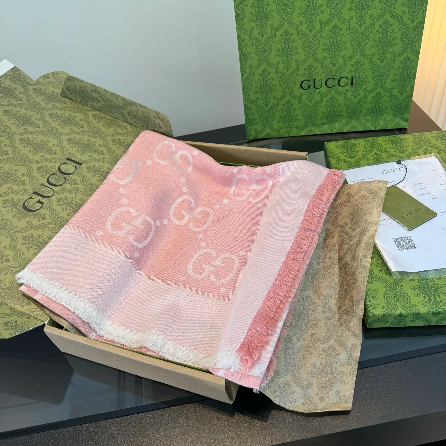 Шарфы Gucci 18275070