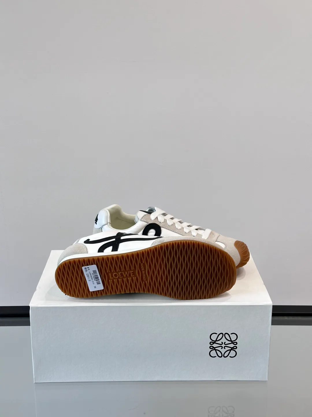 Кроссовки Женские Loewe 23688