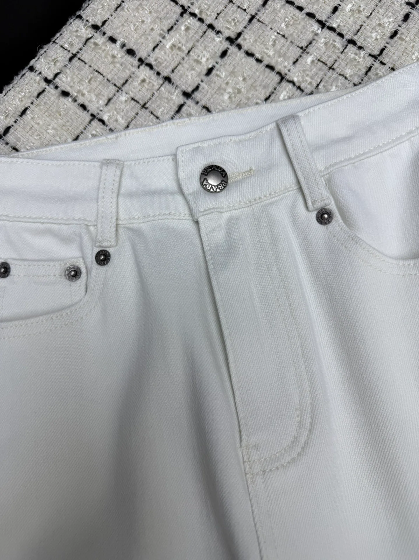 Джинсы Женские Prada 17227405