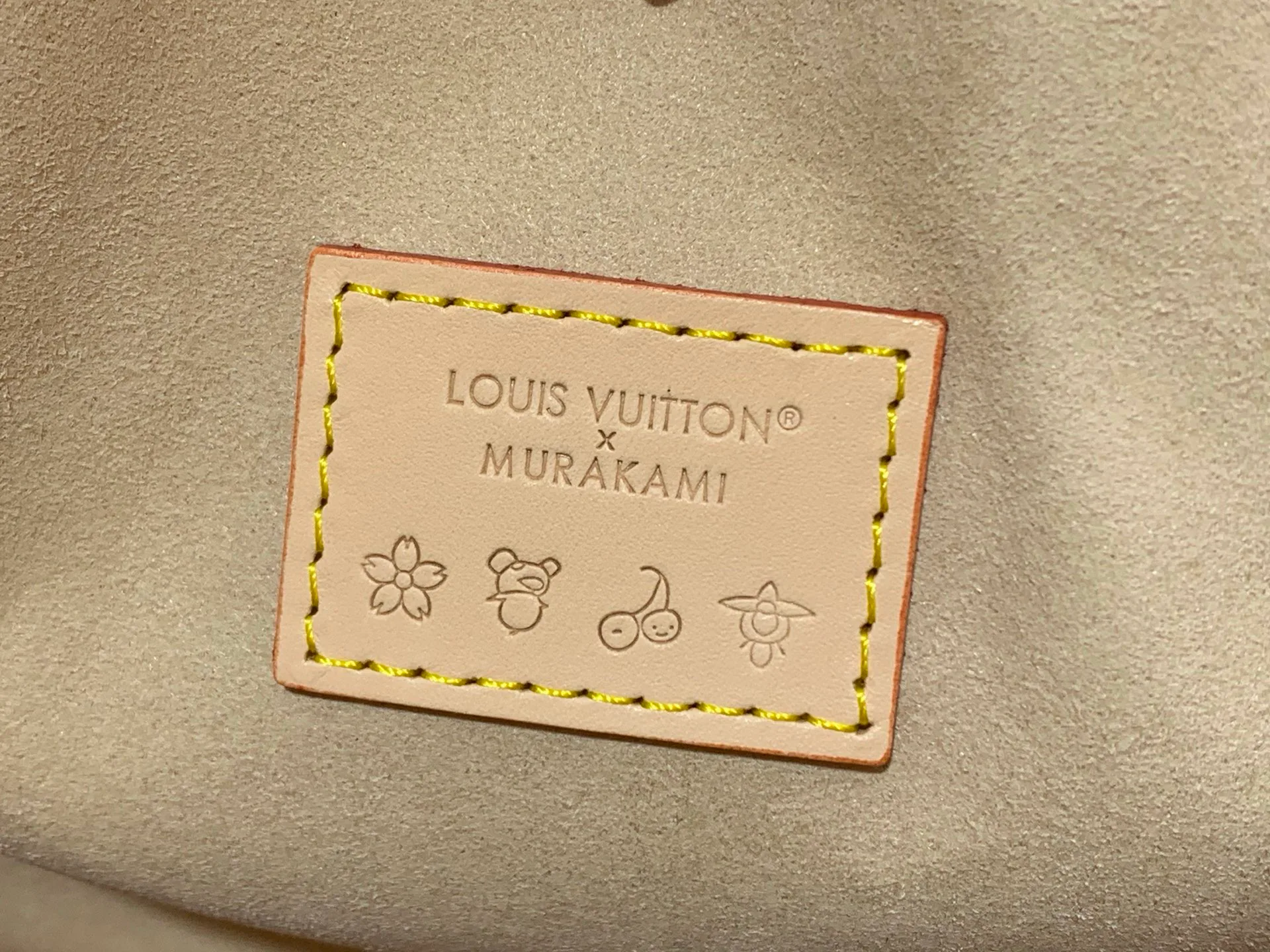Классические Сумки Женские Louis Vuitton 1327775