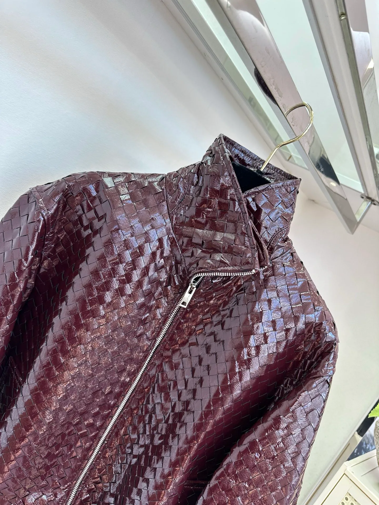 Кожаные Куртки И Дублёнки Женские Bottega Veneta 18721840