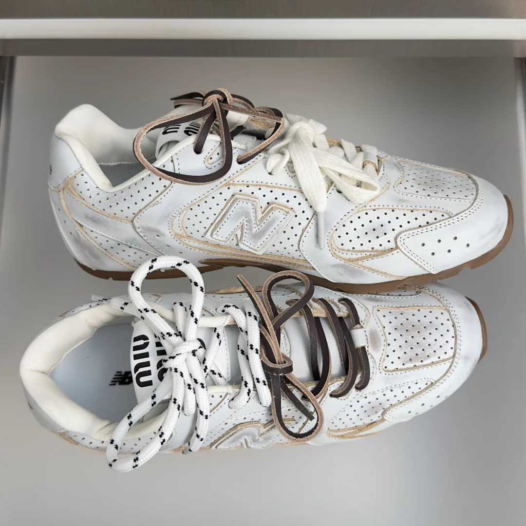 Кроссовки Женские Miu Miu 19290727