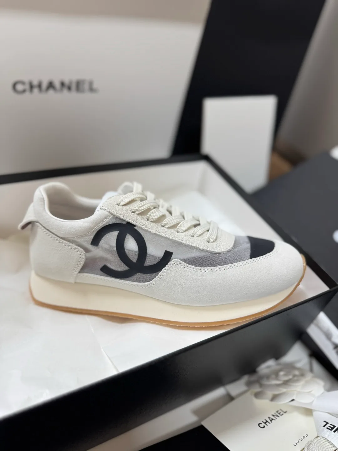 Кроссовки Женские Chanel 13239720