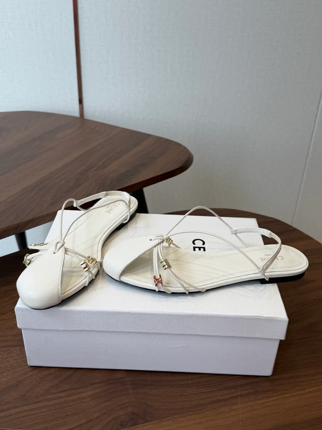 Босоножки Женские Celine 17908941