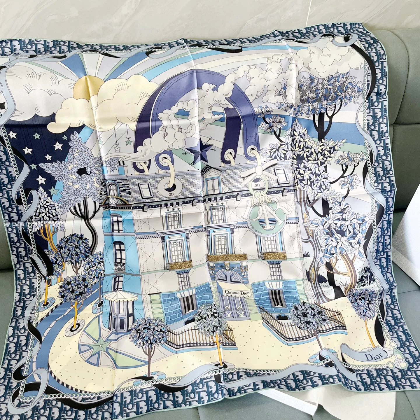 Платки Christian Dior 13560883