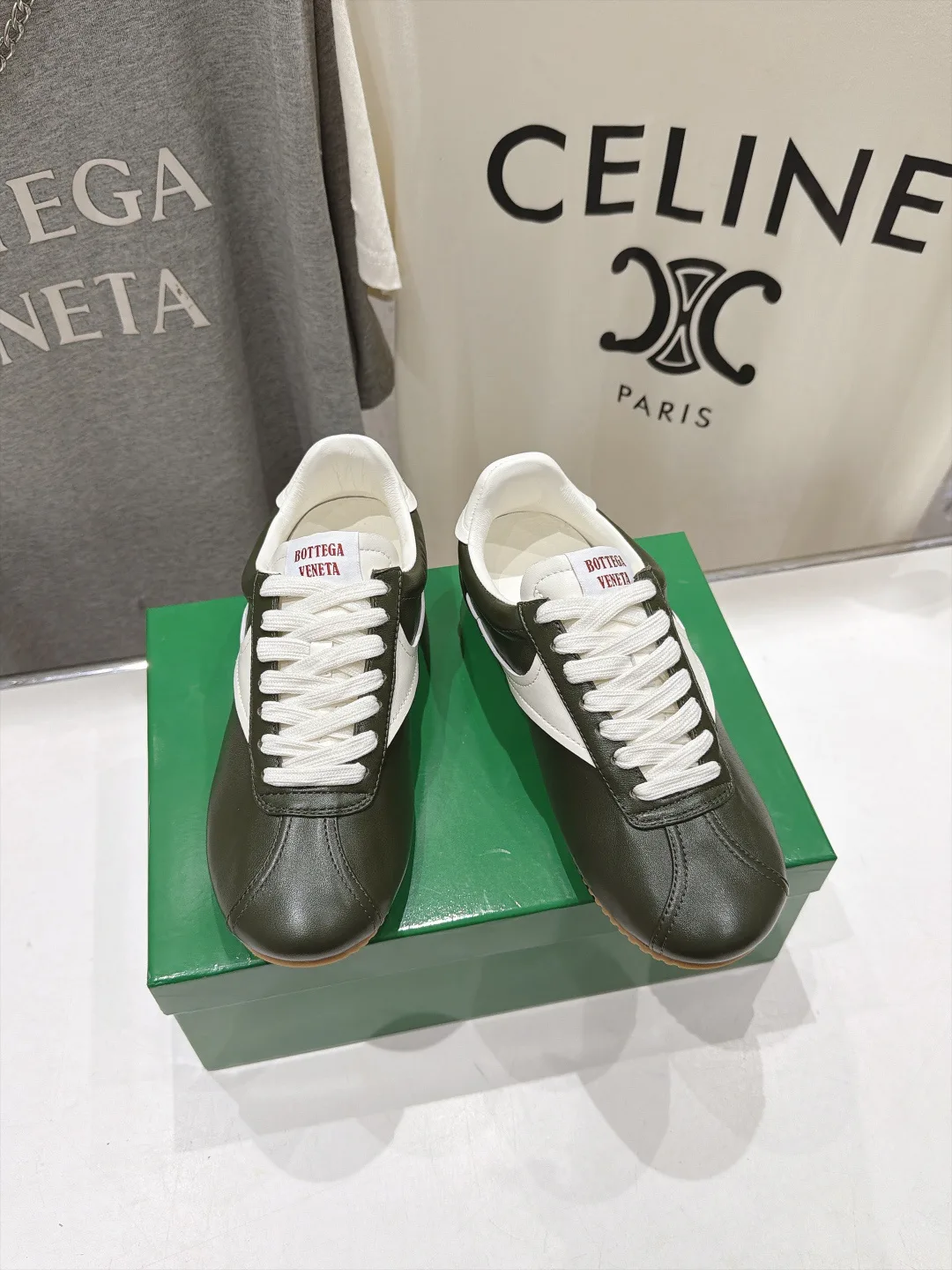 Кроссовки Женские Bottega Veneta 18534857
