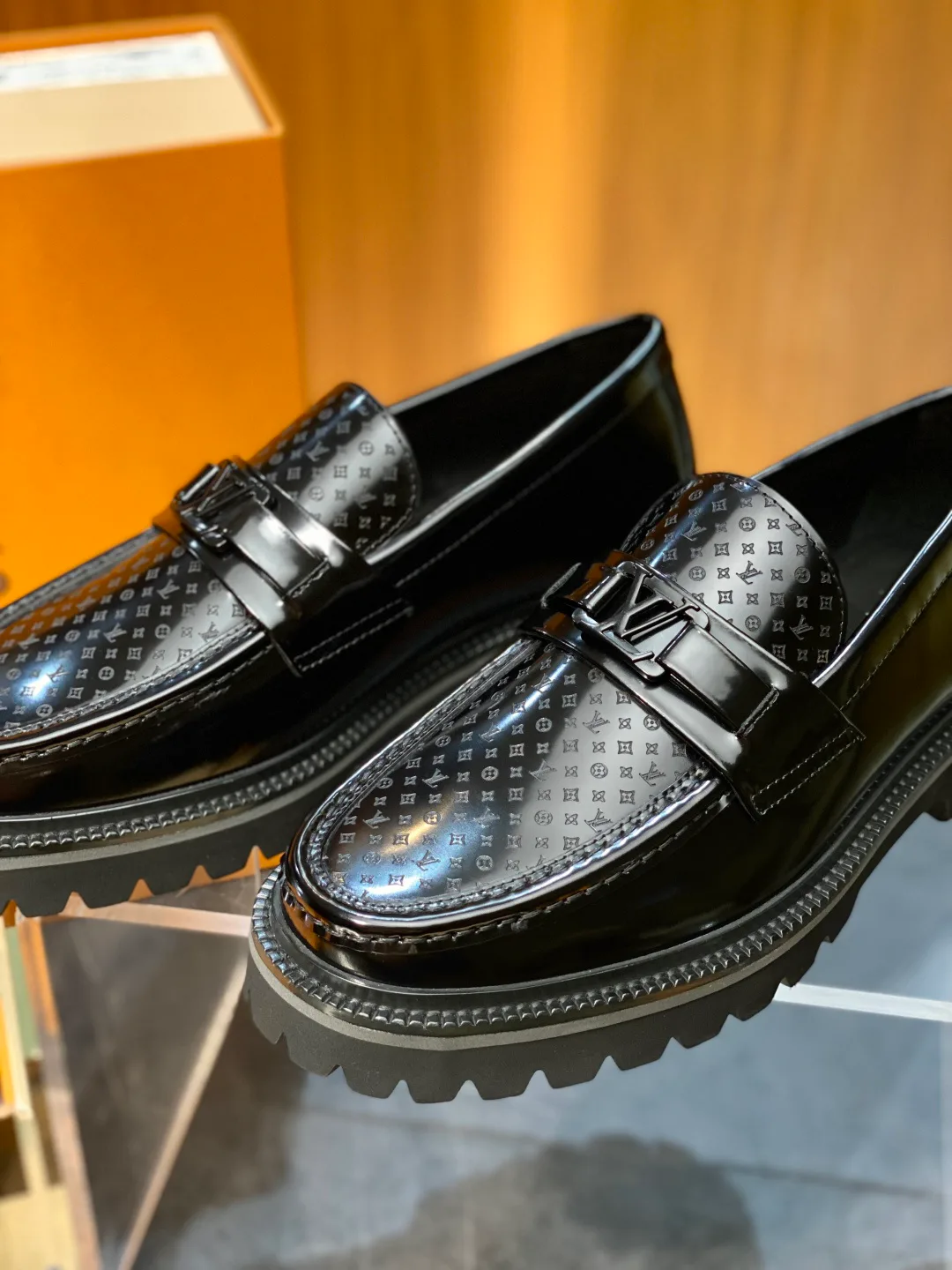Лоферы И Туфли Мужские Louis Vuitton 18158653
