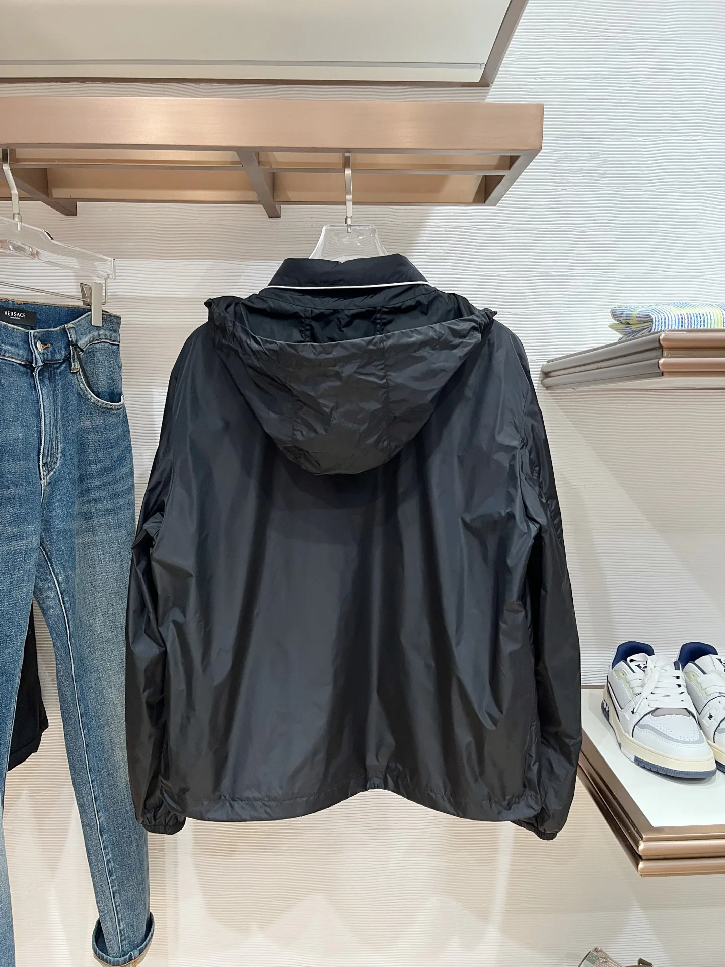 Куртки И Пуховики Мужские Prada 11392203