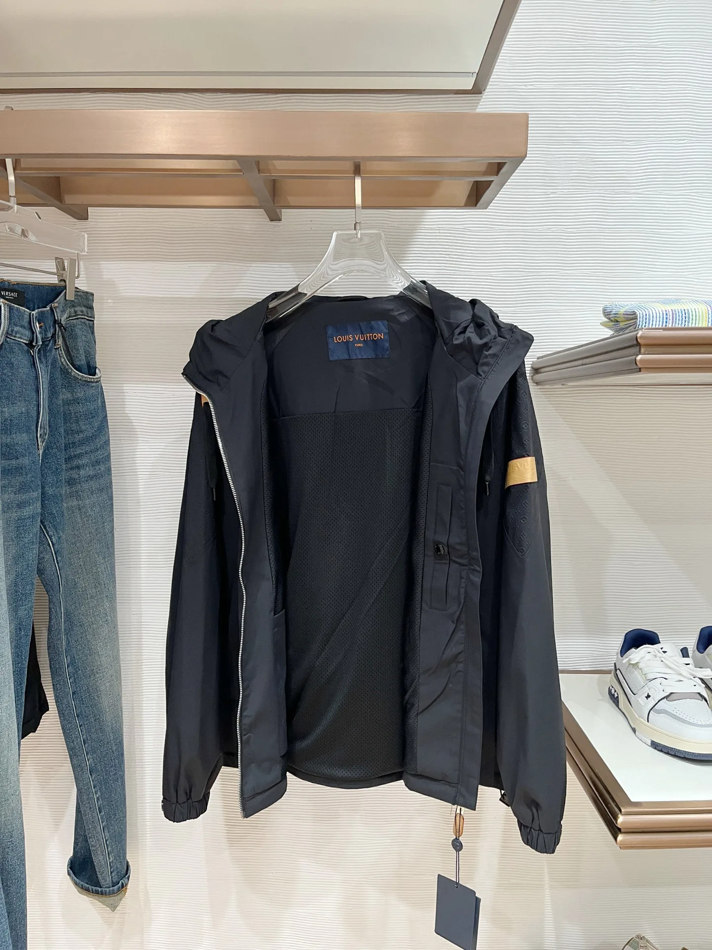 Куртки И Пуховики Мужские Louis Vuitton 11392214