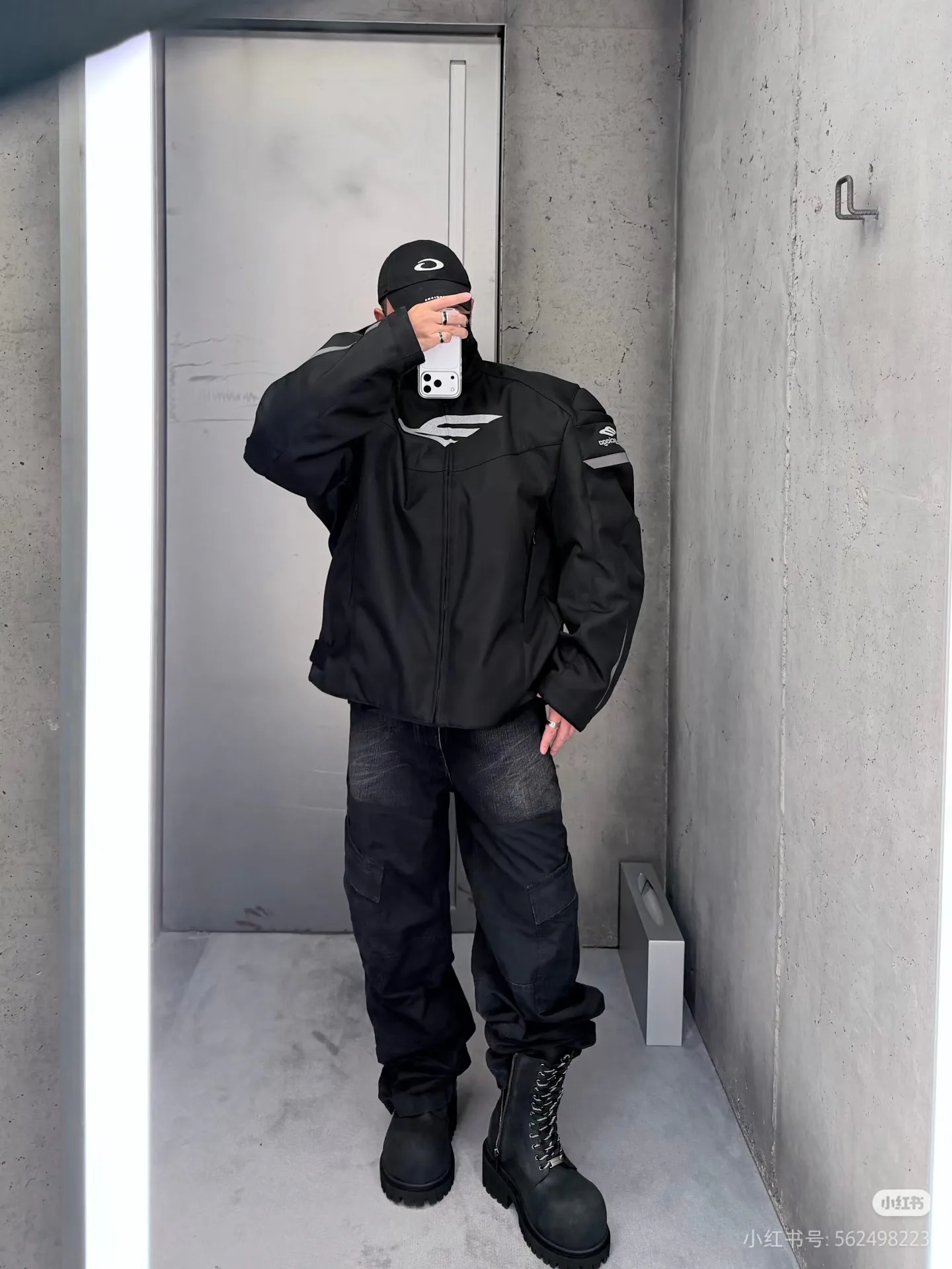 Куртки И Пуховики Мужские Balenciaga 687138