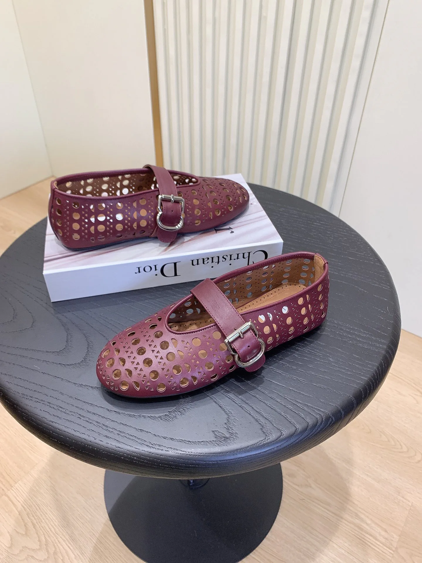 Балетки Женские Alaia 2585611