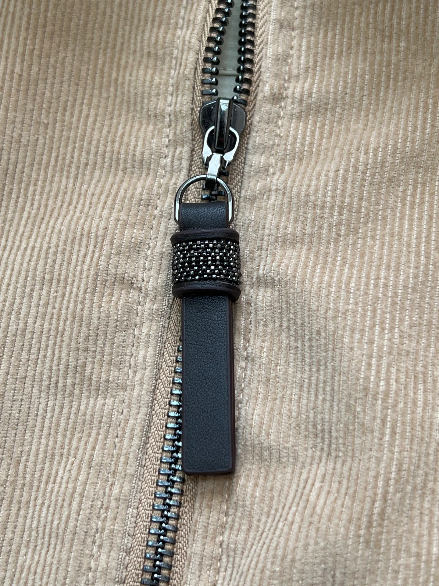 Куртки И Пуховики Женские Brunello Cucinelli 10917329