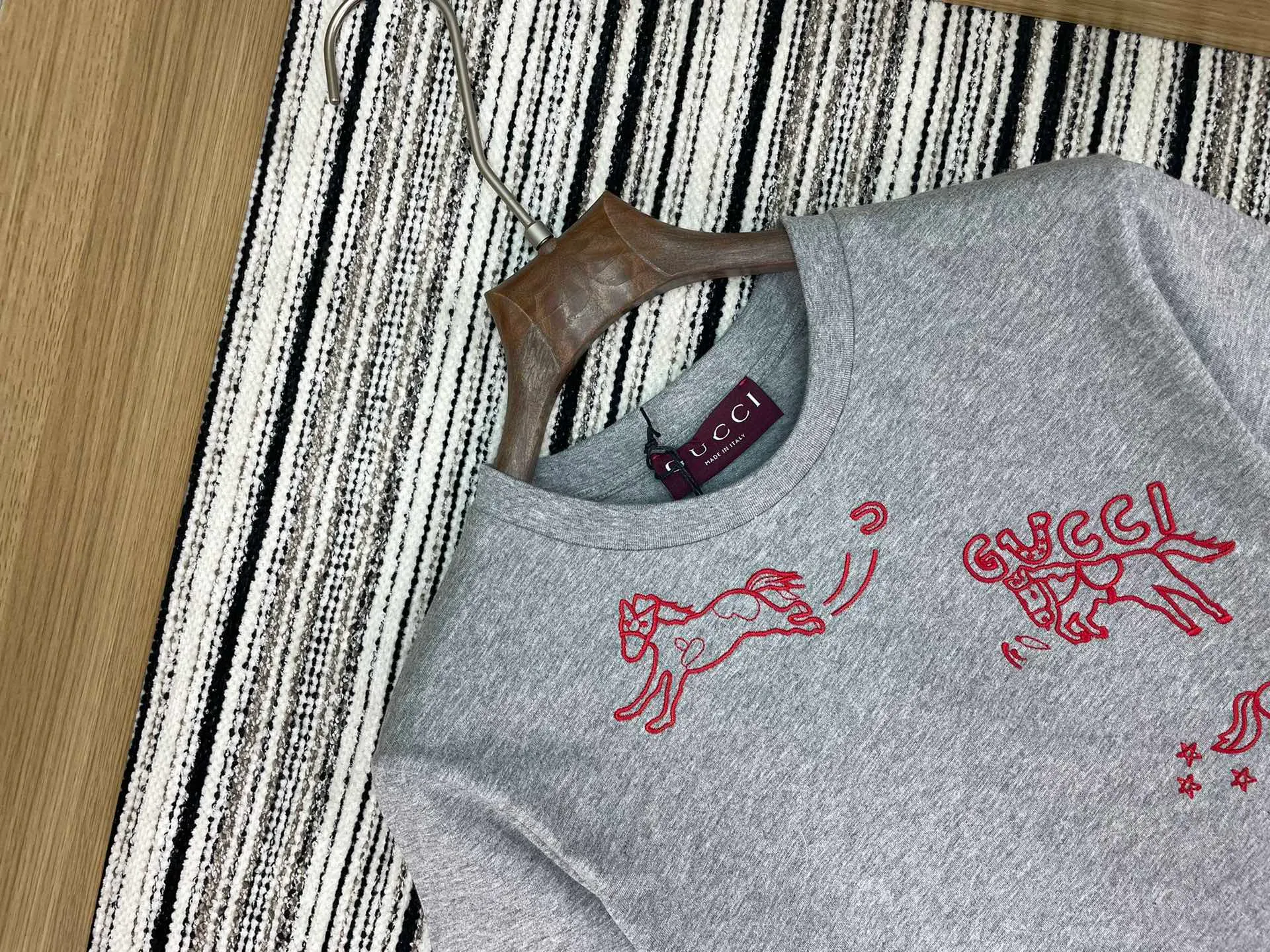 Футболки Женские Gucci 1469818