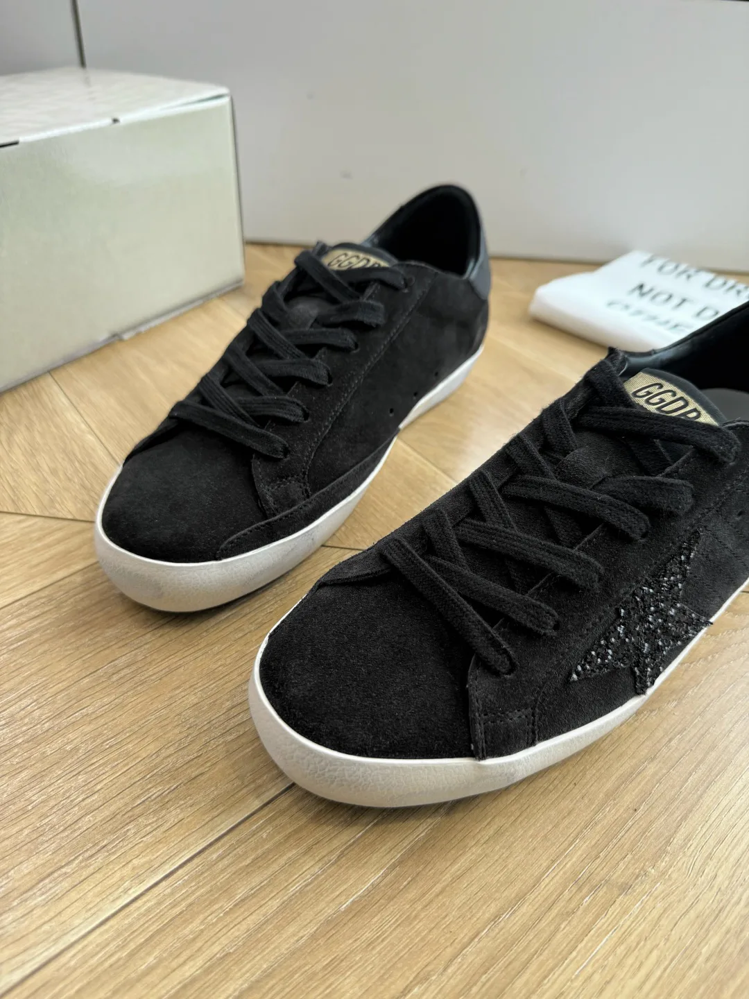 Кроссовки Женские Golden Goose 18801046