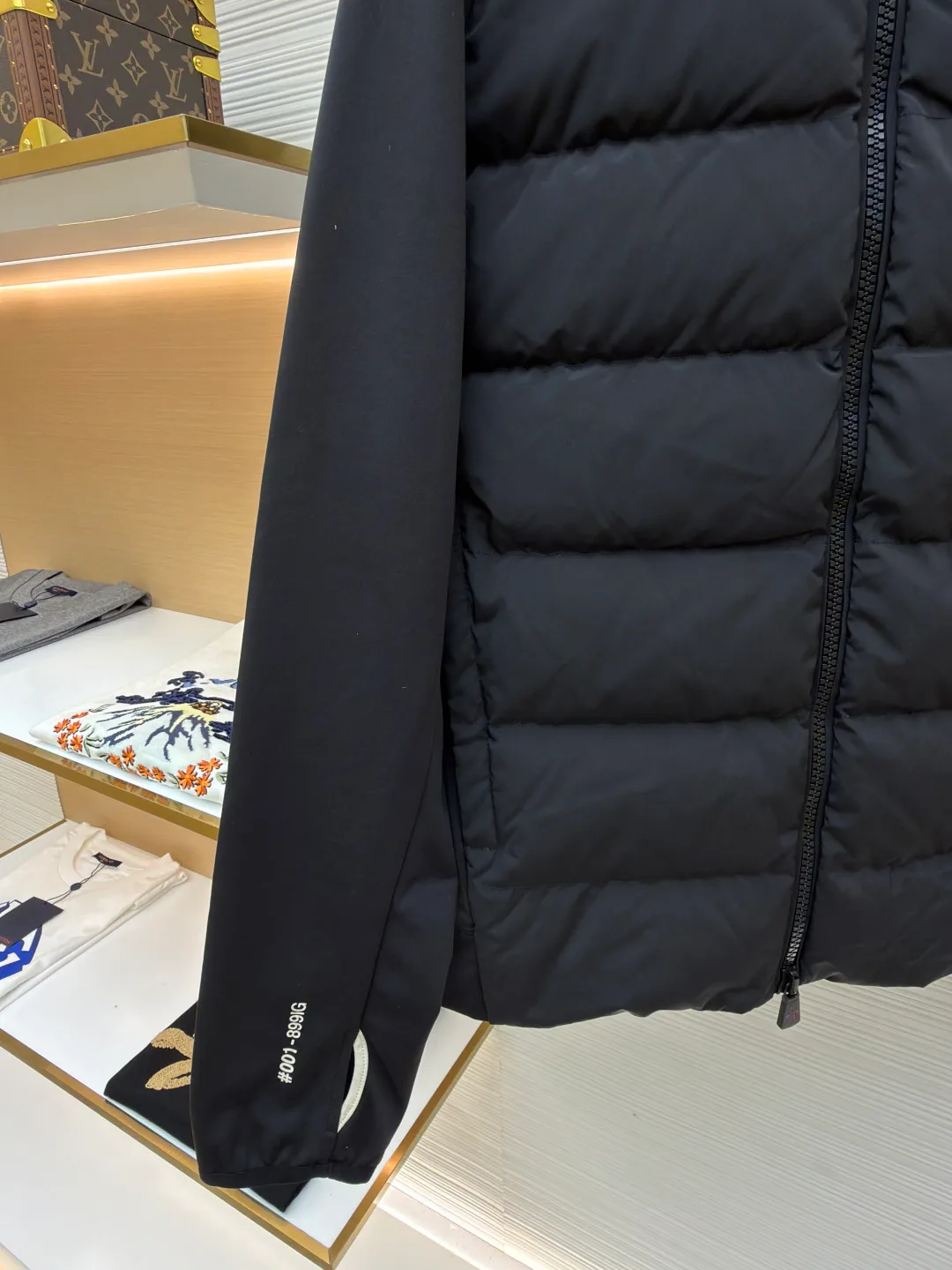 Куртки И Пуховики Мужские Moncler 8973499