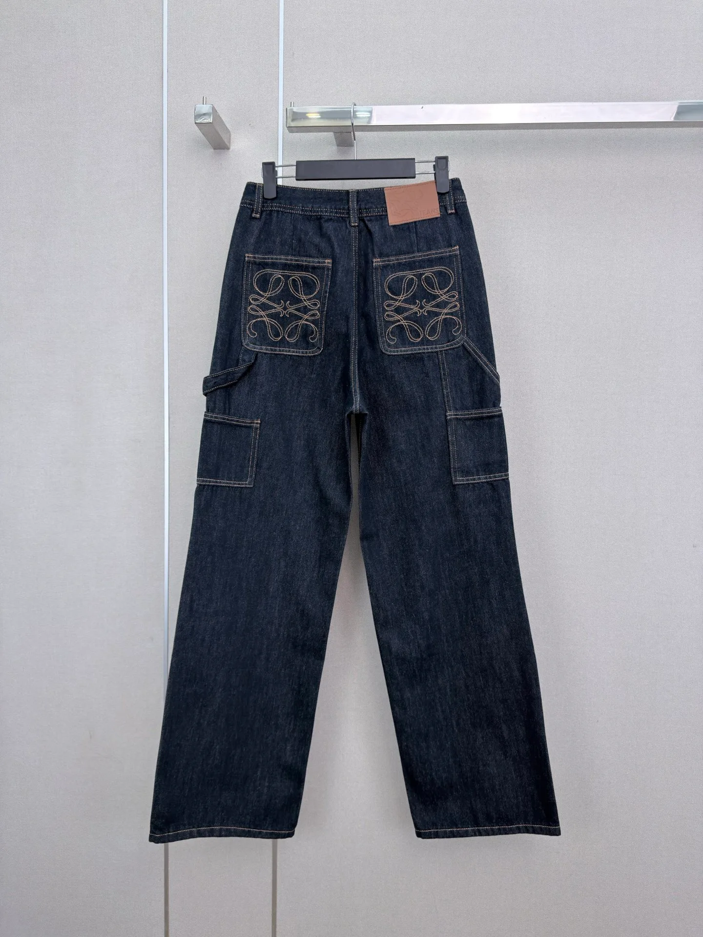 Джинсы Женские Loewe 18501673