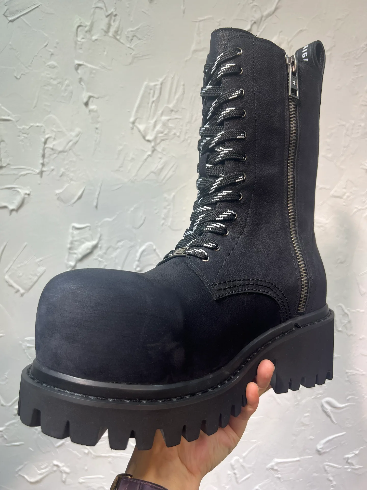 Ботинки Женские Balenciaga 18225224