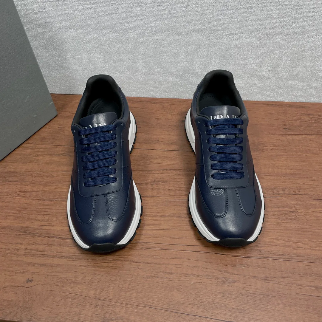 Кроссовки Мужские Prada 17542577