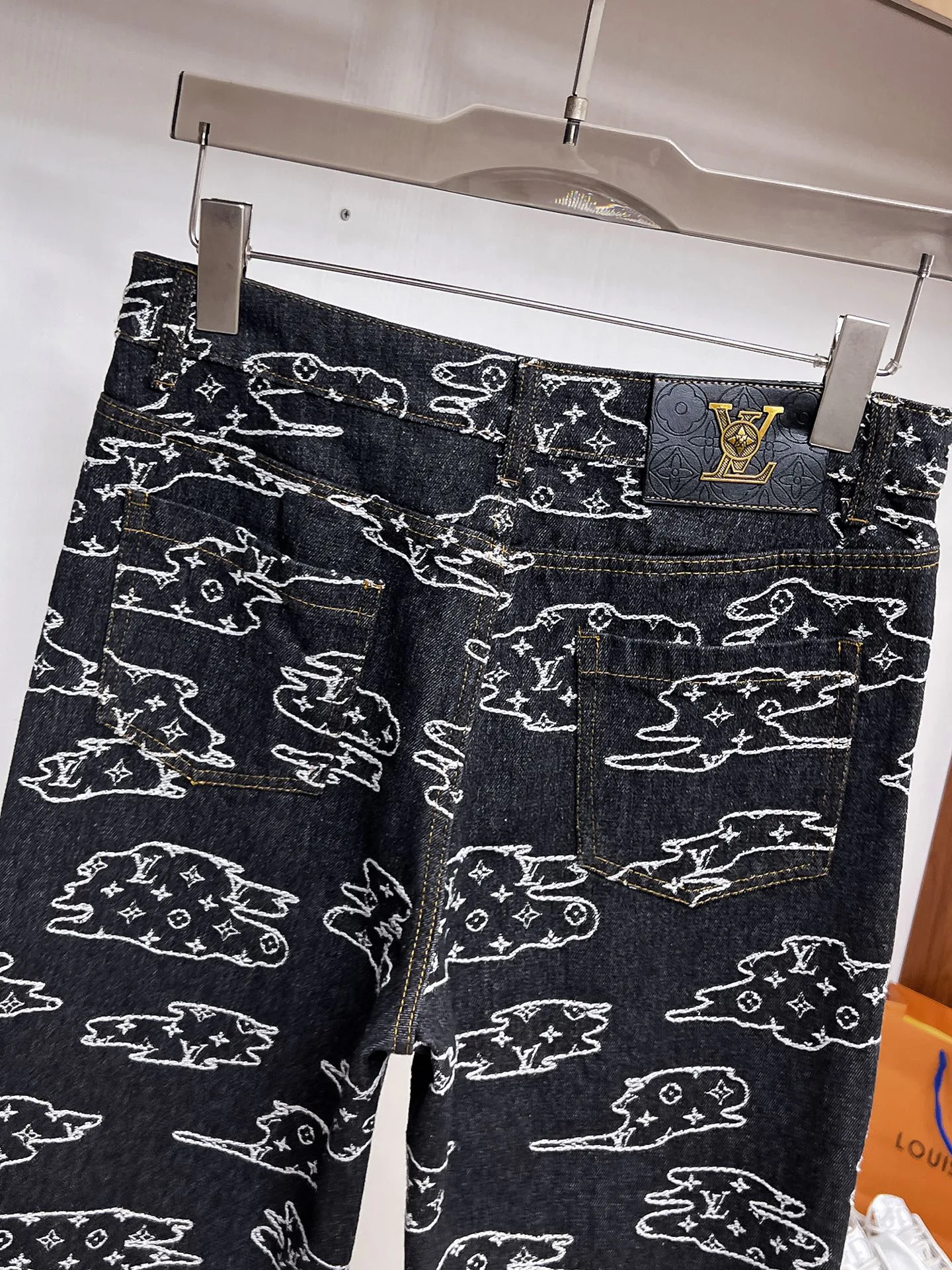 Джинсы Мужские Louis Vuitton 18345662