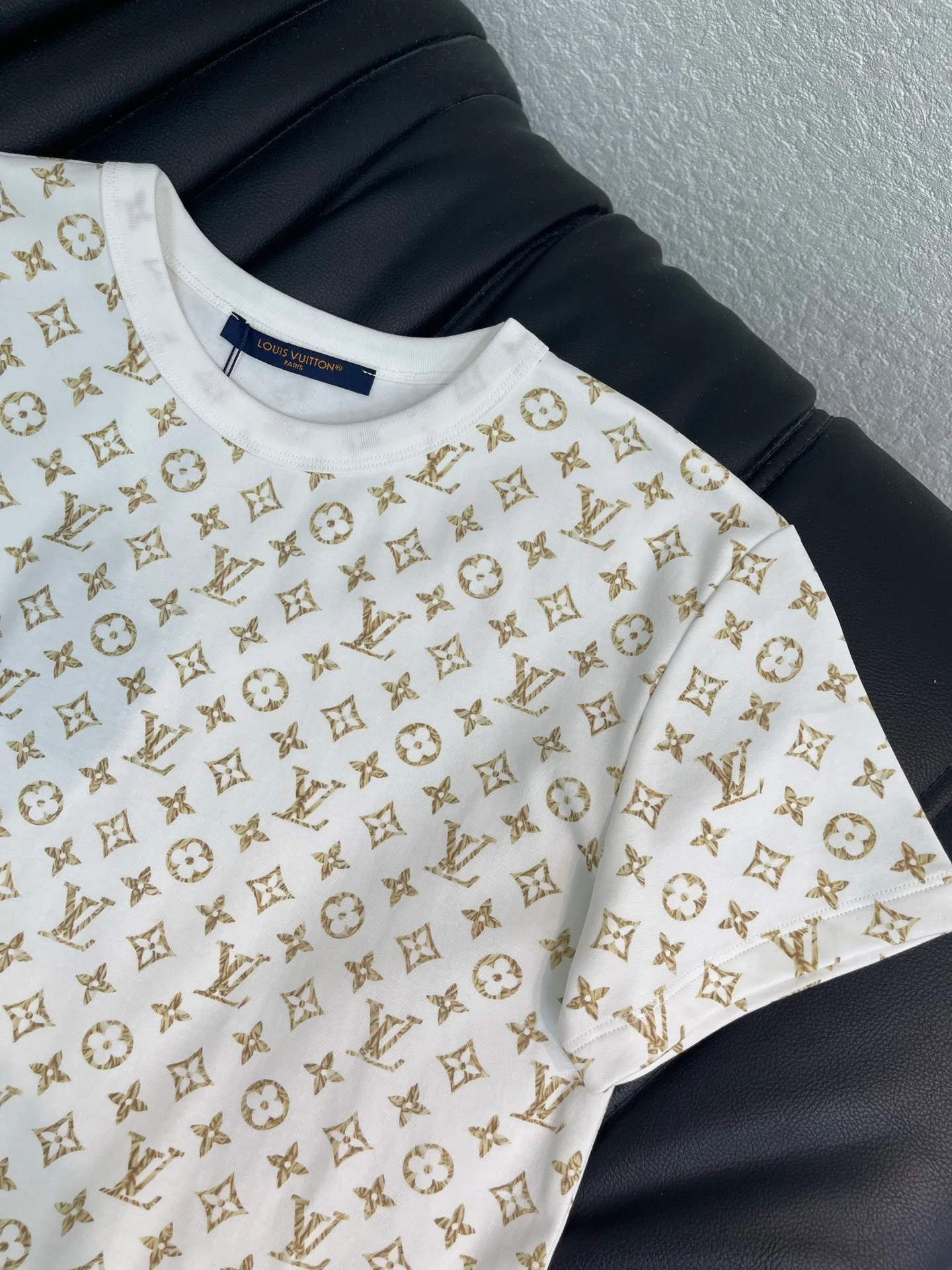 Футболки Женские Louis Vuitton 17676754