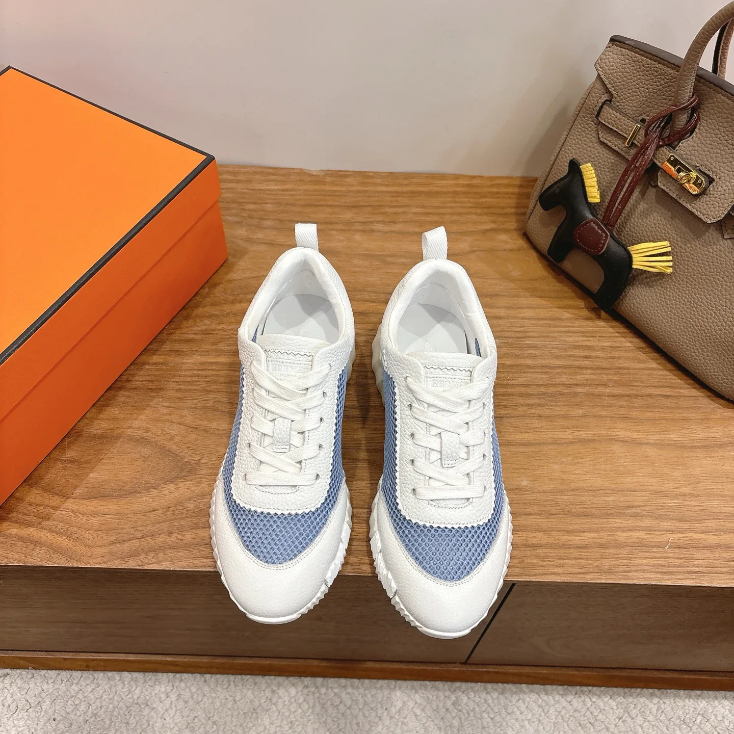 Кроссовки Женские Hermes 10031724