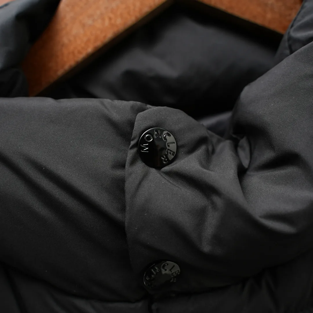 Жилеты Женские Moncler 18455953