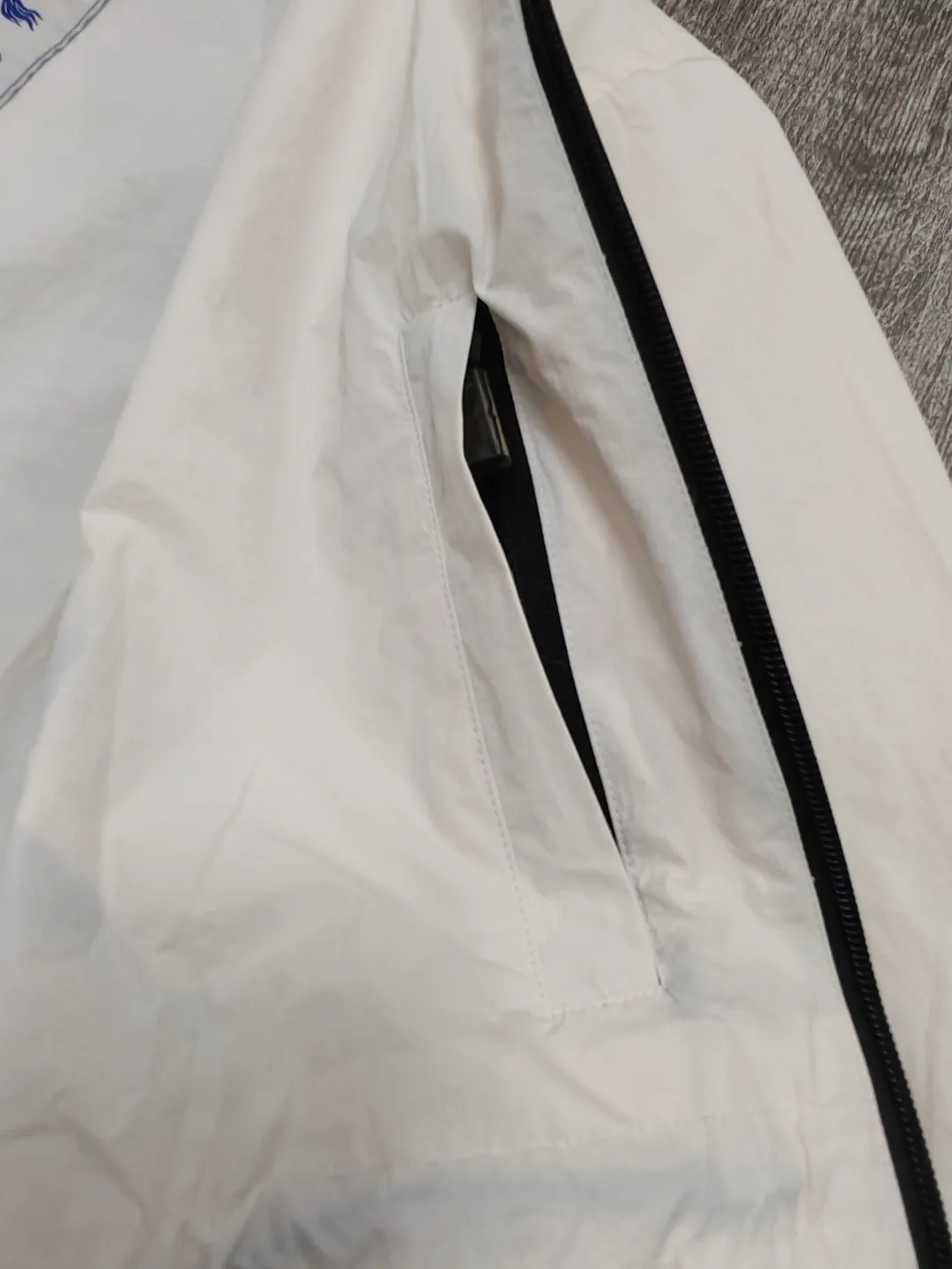 Куртки И Пуховики Женские Burberry 17998520