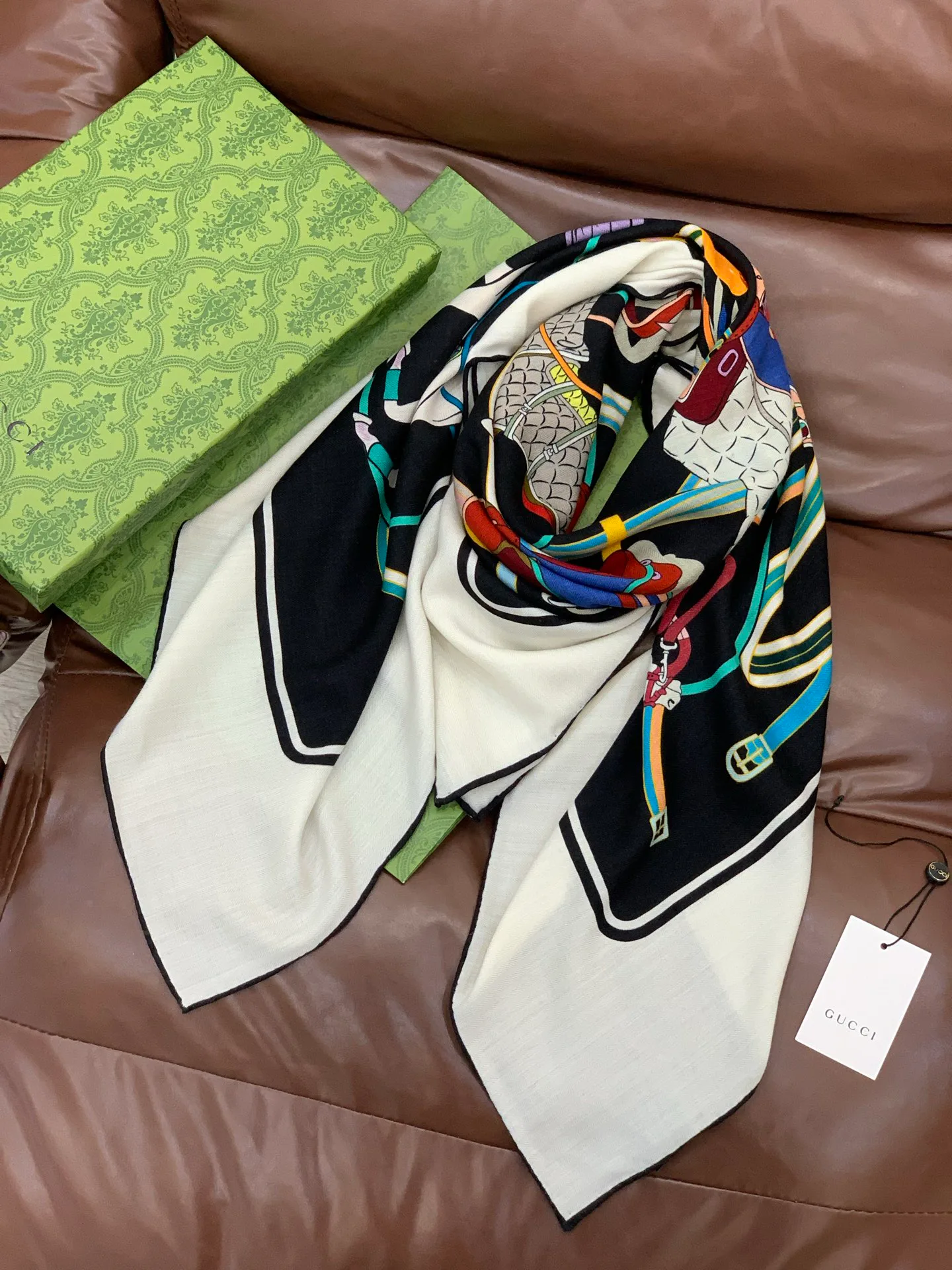 Шарфы Gucci 318433